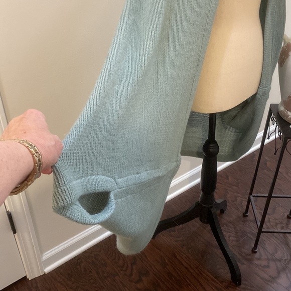 Soft Surroundings Women’s Cape One Size Seafoam Green NWT - Picture 3 of 8